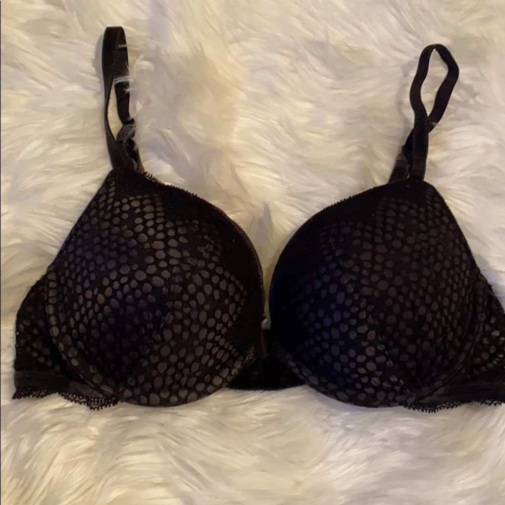 Victoria’s Secret push-up bra